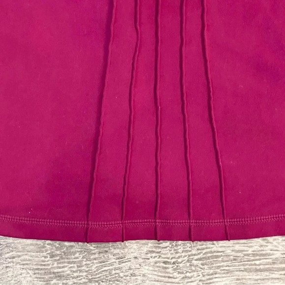 Nike Fit Dry Women’s Tank Top in Burgundy (L) - Picture 4 of 8